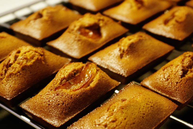 紅茶水蜜桃費南雪